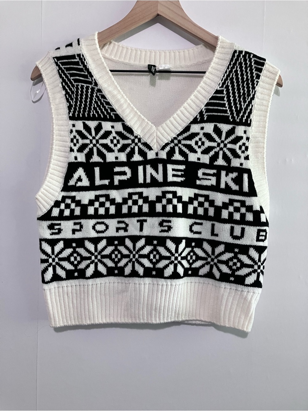 Divided H&M Black & White Sweater Vest Size Medium